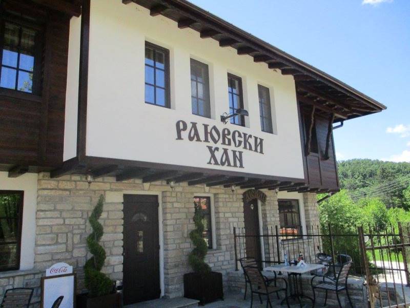Rauvski-han_1-1